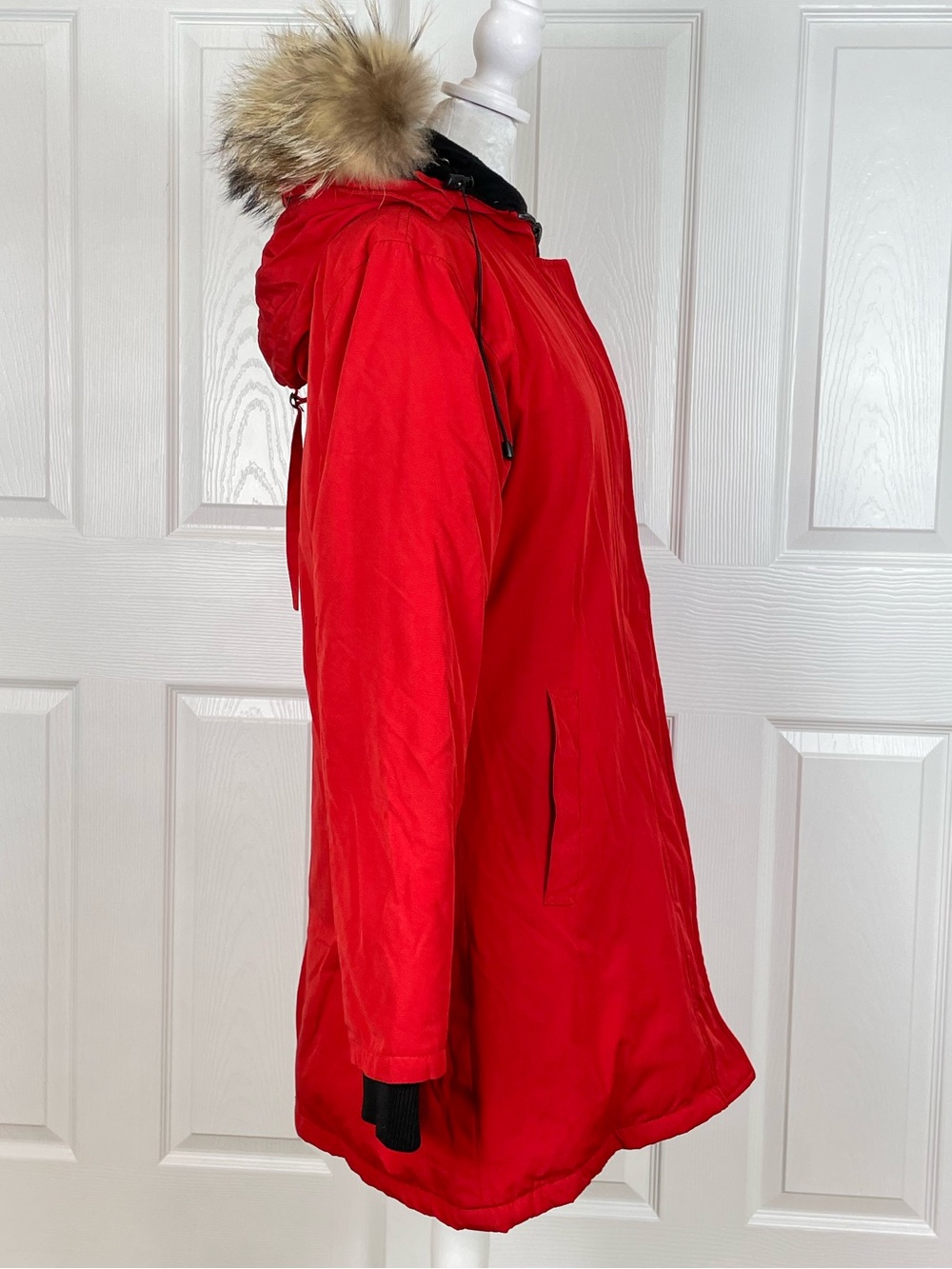 Canada Goose Red Parka with Fur-Trimmed Hood Size Large - Picture 5 of 14